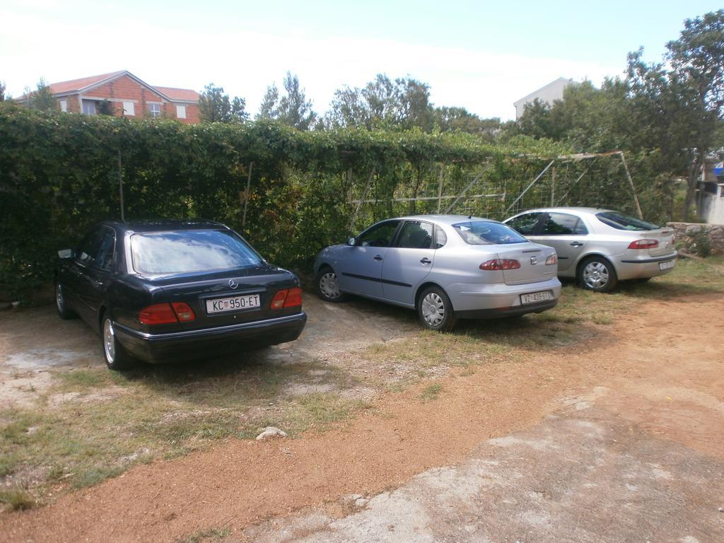 Apartmani Marija Starigrad Paklenica Esterno foto