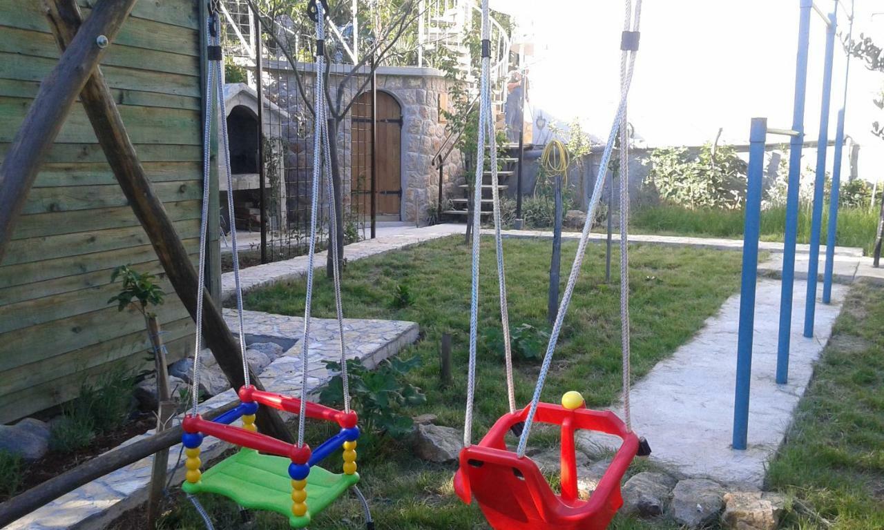 Apartmani Marija Starigrad Paklenica Esterno foto