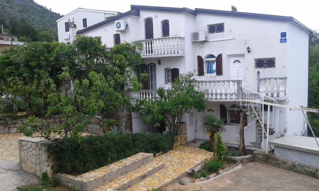 Apartmani Marija Starigrad Paklenica Esterno foto