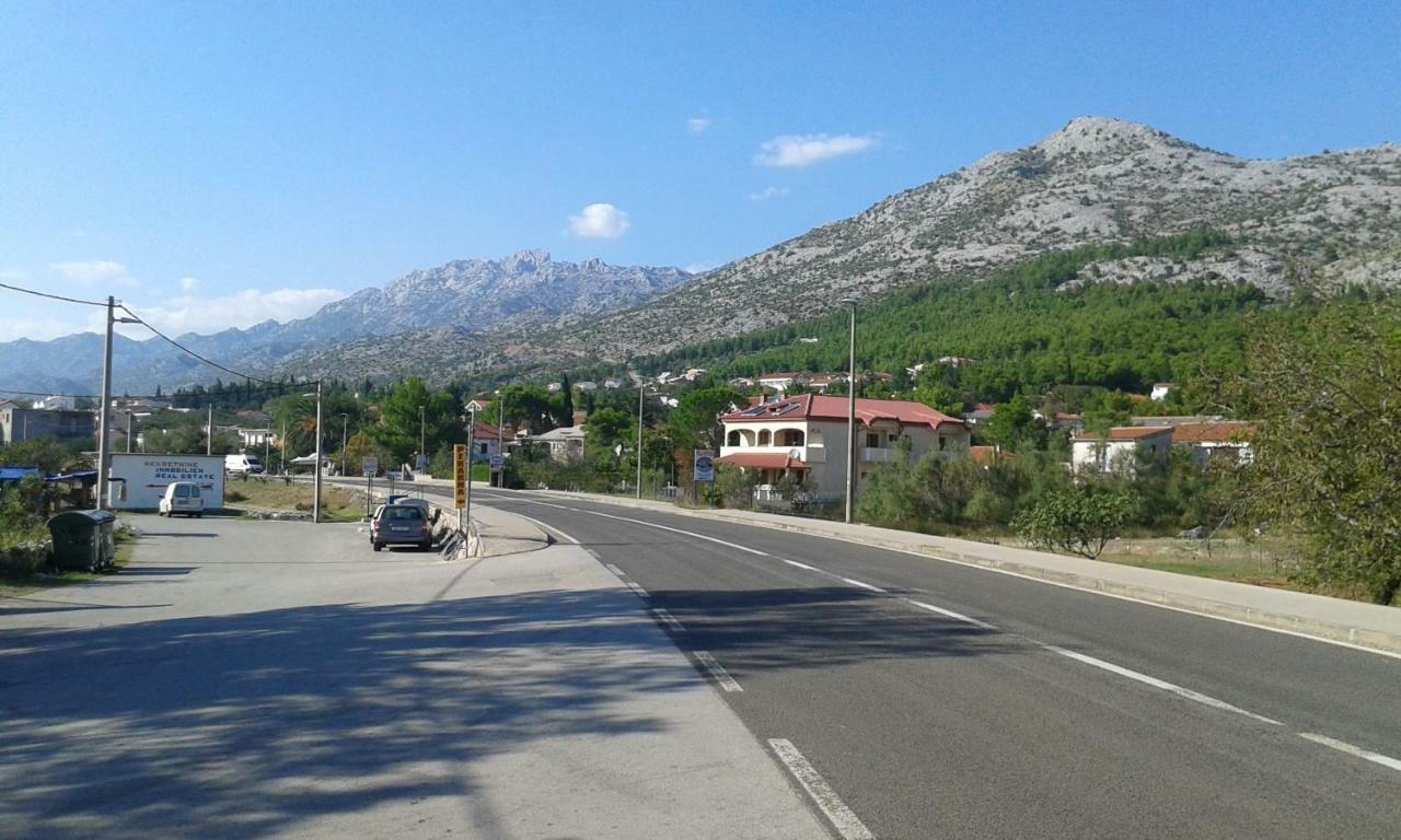 Apartmani Marija Starigrad Paklenica Esterno foto